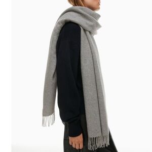 Aritzia Wool Blanket Scarf
